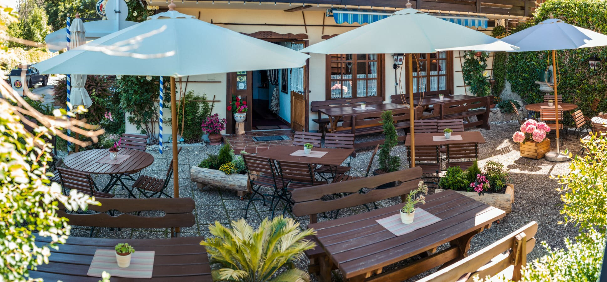 Gastgarten im Sommer